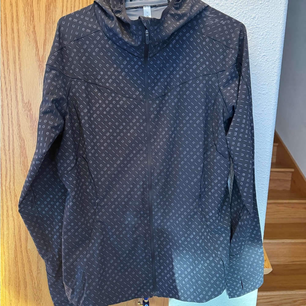 Lululemon Lightweight Black Zip-Up Jacket